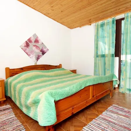 Apartman By The Sea Zavalatica, Korcula - 4387 *